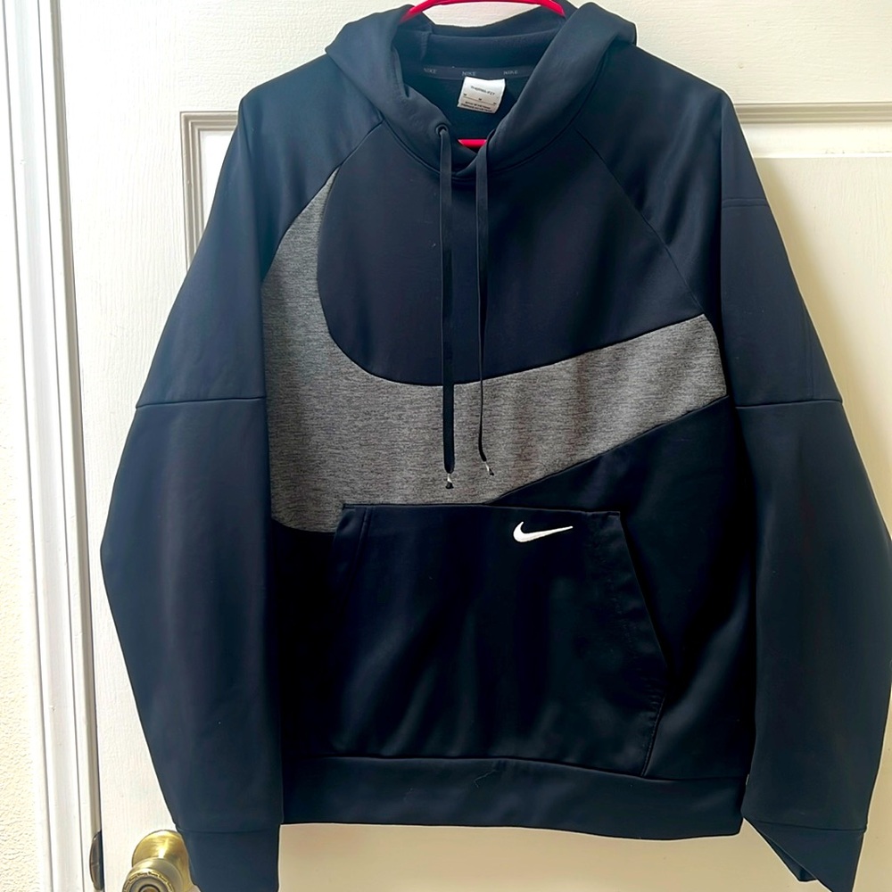 Nike mens hoodie size M